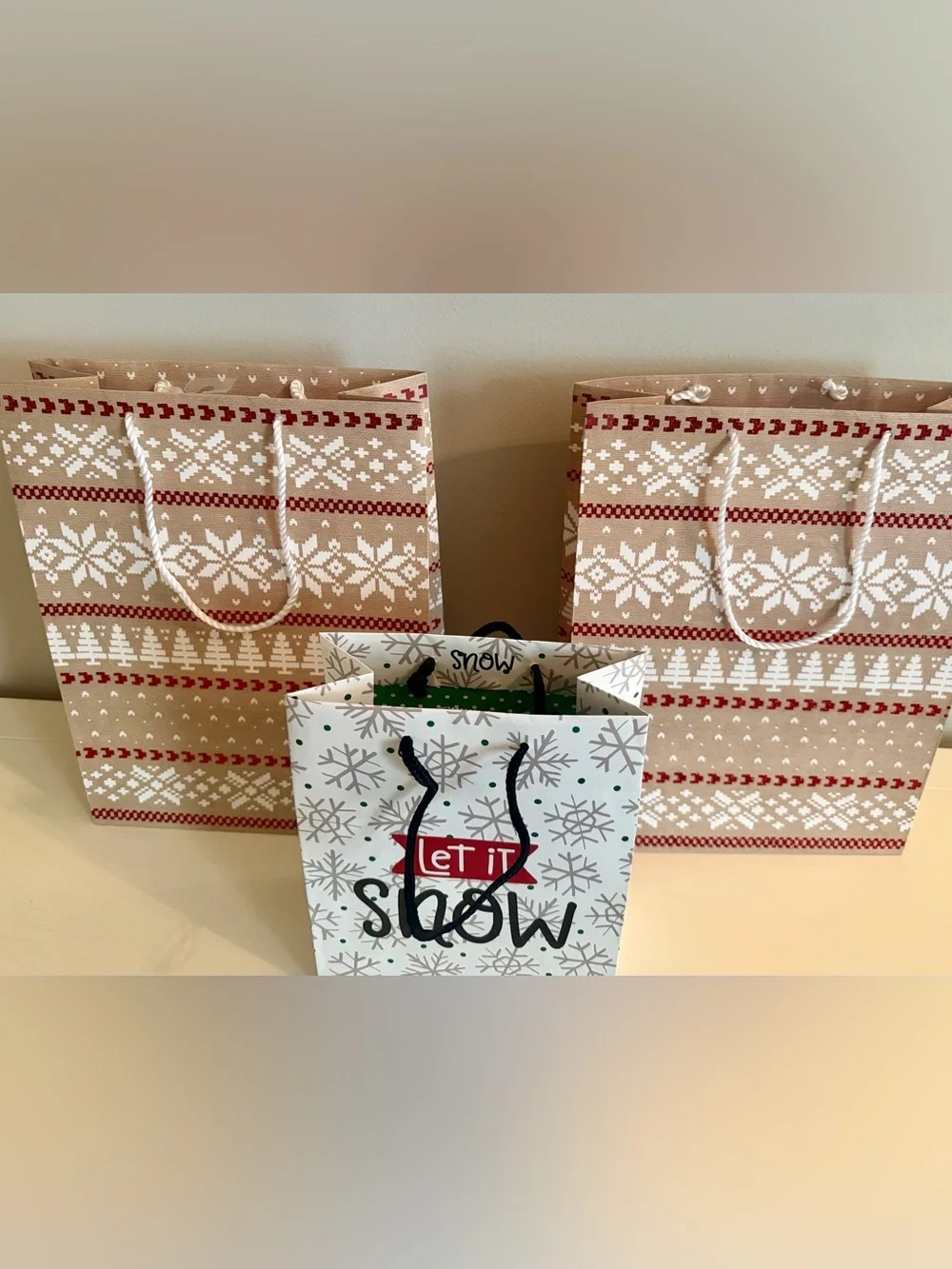 Set of 18 Festive Christmas Gift Bags -Various Sizes
